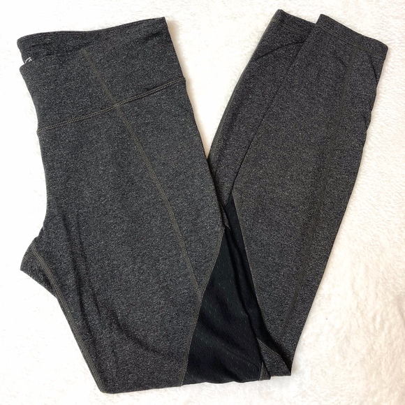 GapFit leggings - Picture 1 of 3